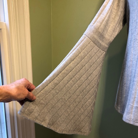 NWT! ANTHROPOLOGIE eri + ali Louis Ribbed Pullover Sweater - Size Medium - Picture 5 of 8